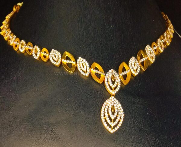NECKLACE 11392