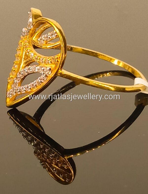 RING 15563 - Image 2