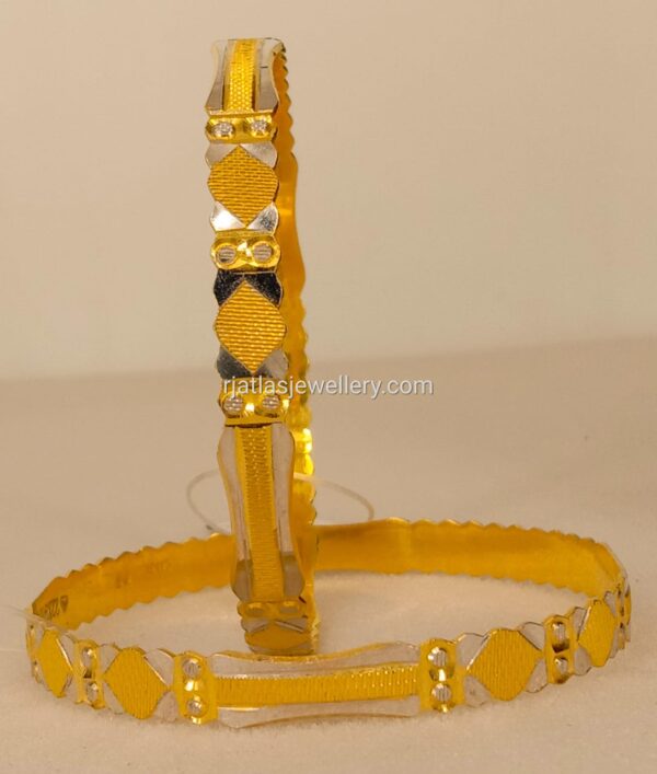 BANGLE 5105