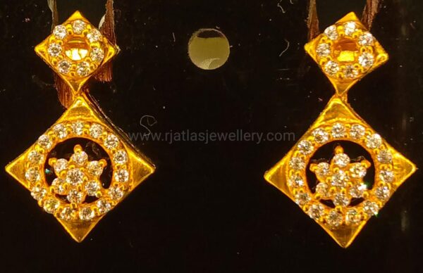 EARRING 10211