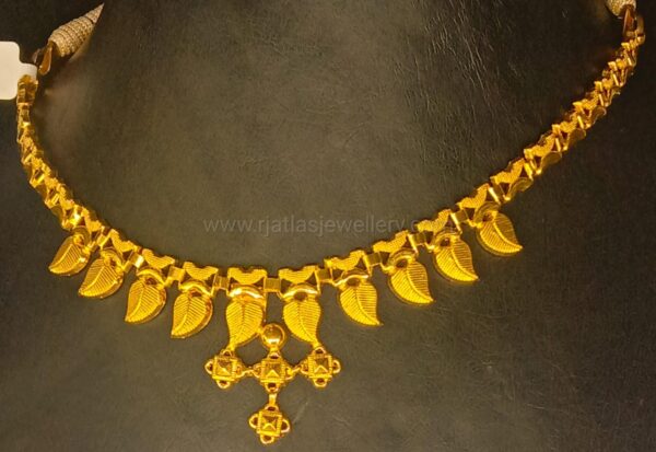 NECKLACE 13569