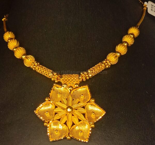 NECKLACE 15044