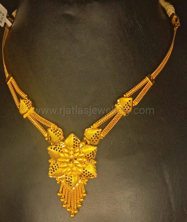 NECKLACE 15301