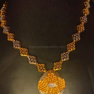 NECKLACE 15739