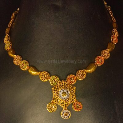 NECKLACE 15740