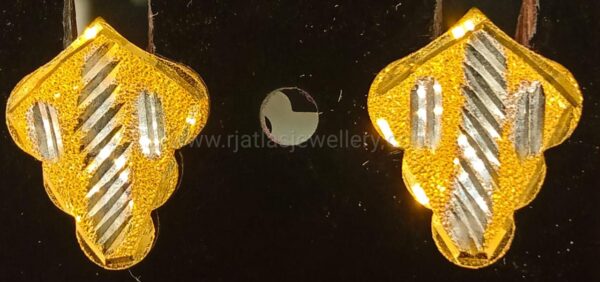 EARRING 8531