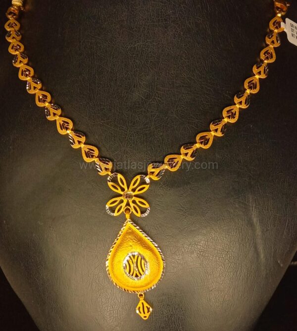 NECKLACE 16172